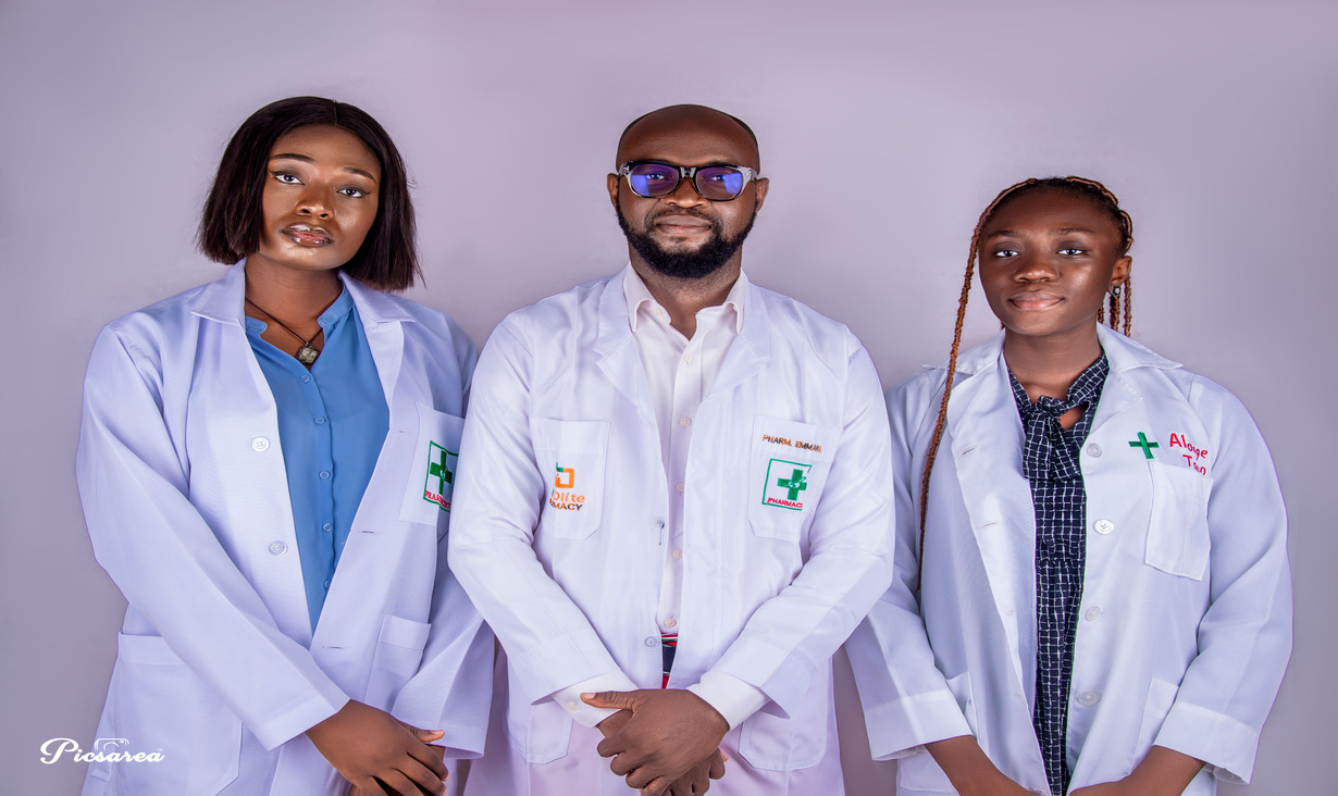 sky-dlite pharmacy team